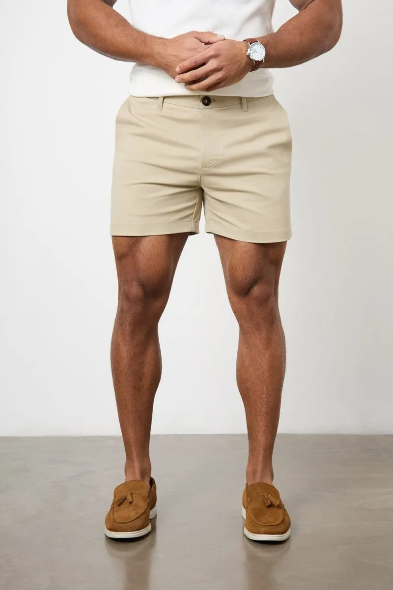 Athletic Fit Chino Shorts 5'' in Stone