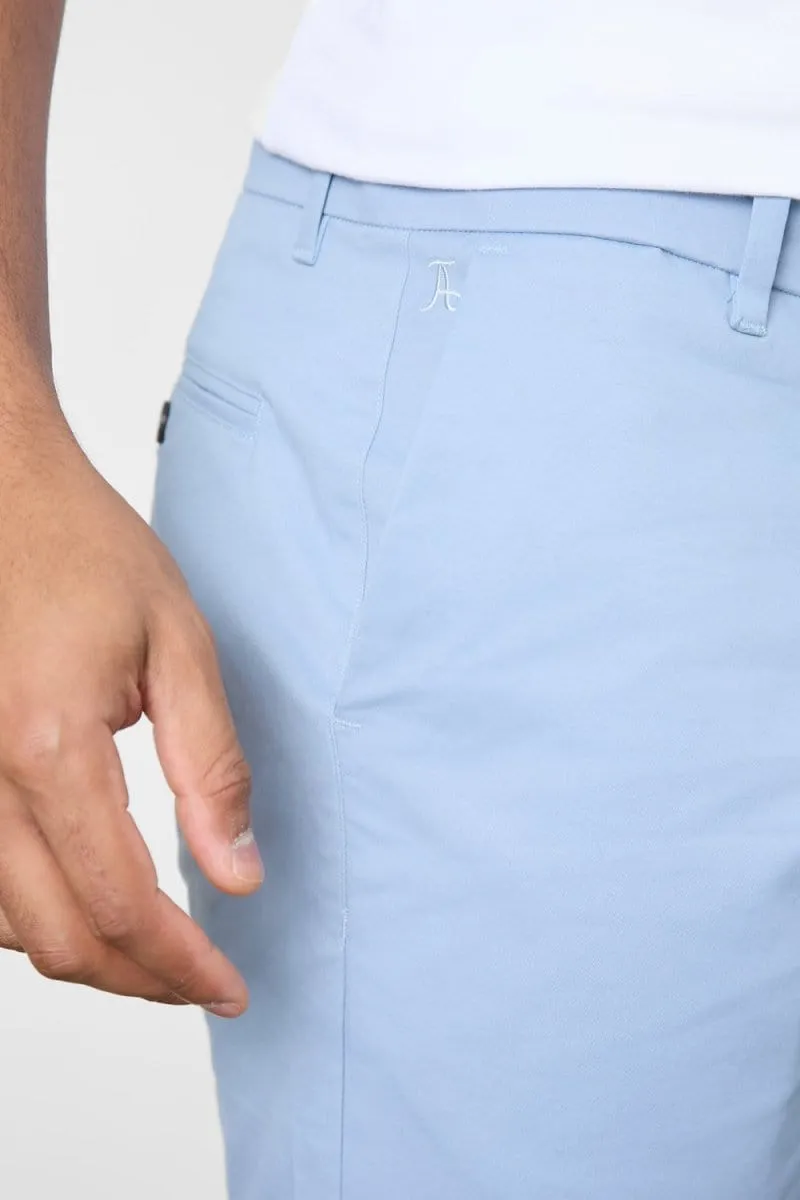 Athletic Fit Chino Shorts 5" in Light Blue