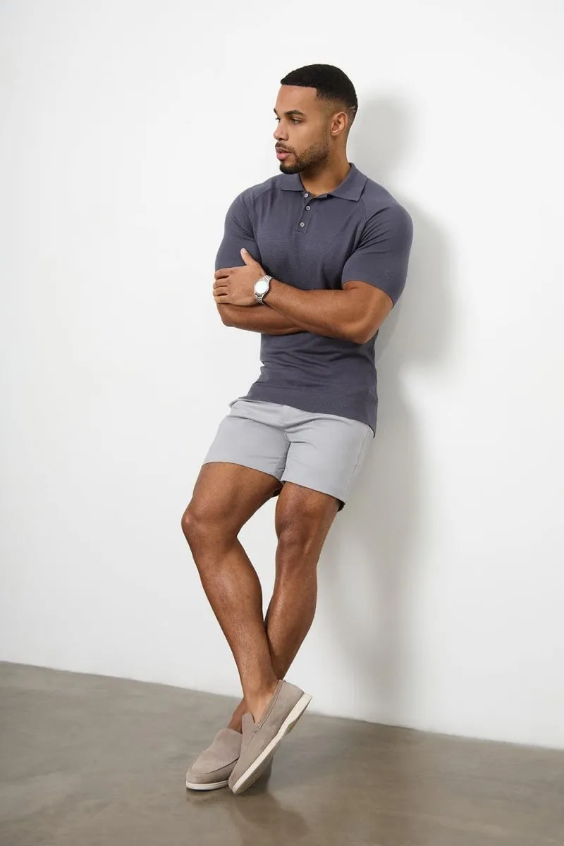 Athletic Fit Chino Shorts 5" in Pale Grey