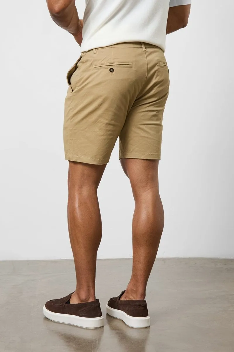 Athletic Fit Chino Shorts 7" in Dark Sand