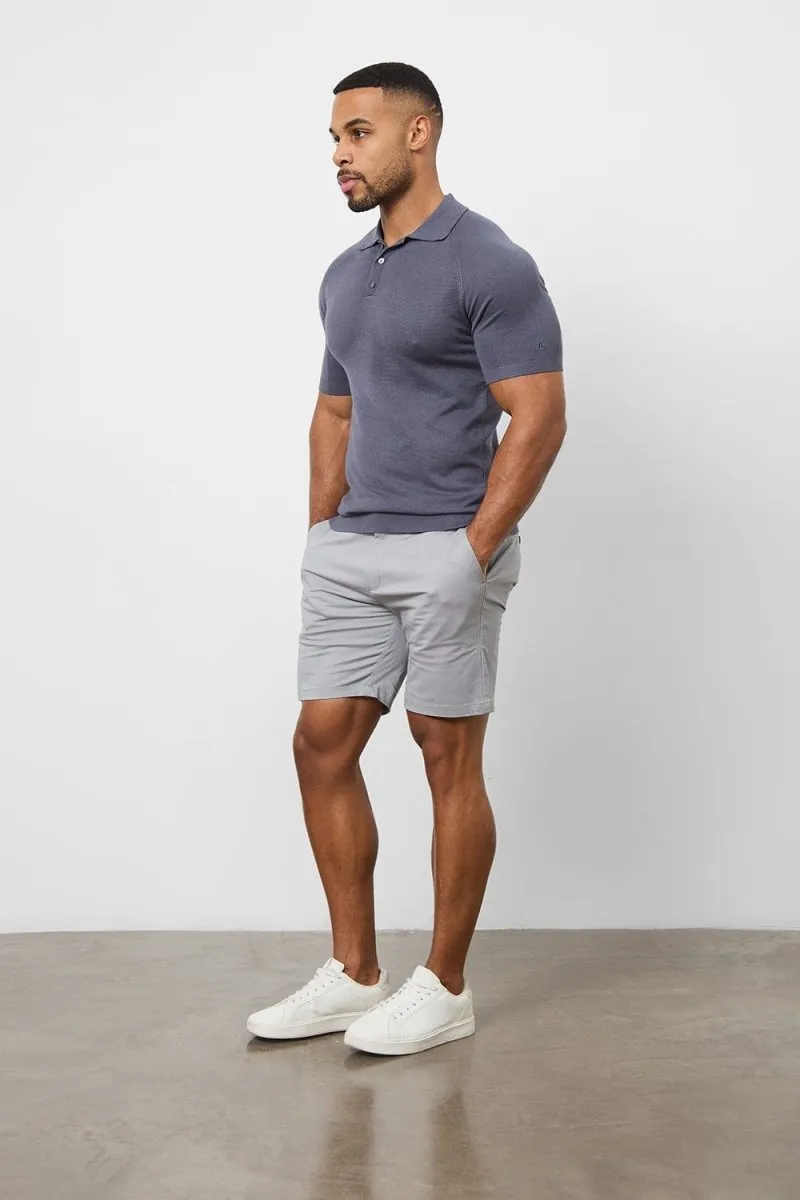 Athletic Fit Chino Shorts 7" in Pale Grey