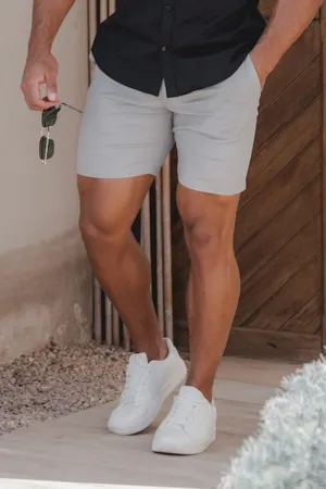 Athletic Fit Chino Shorts 7" in Pale Grey
