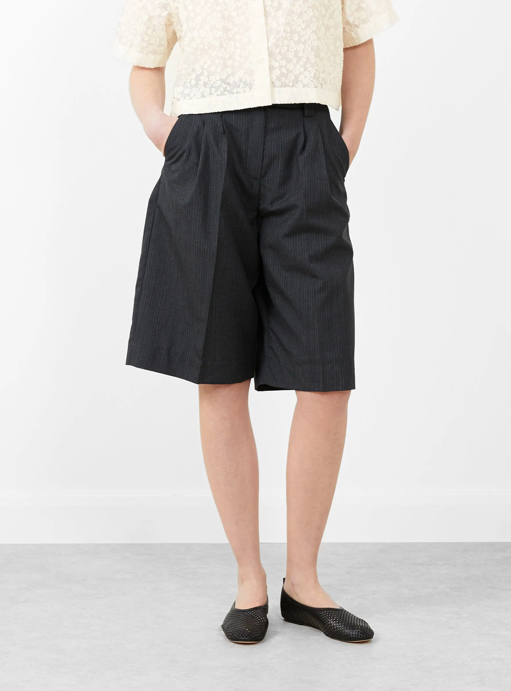 Favourite Shorts Dark Grey Pinstripe