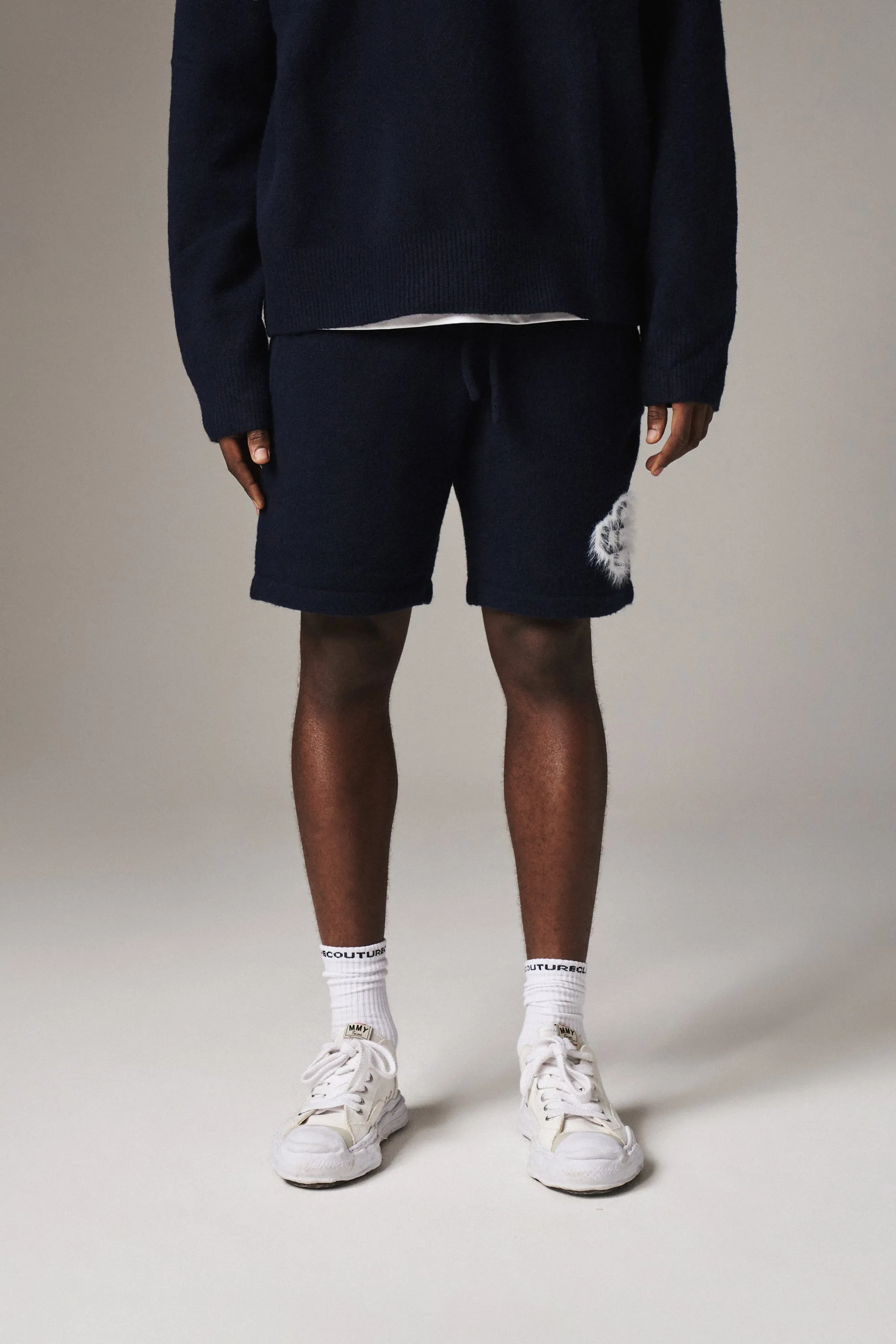 FLUFFY EMBLEM KNITTED SHORTS - NAVY