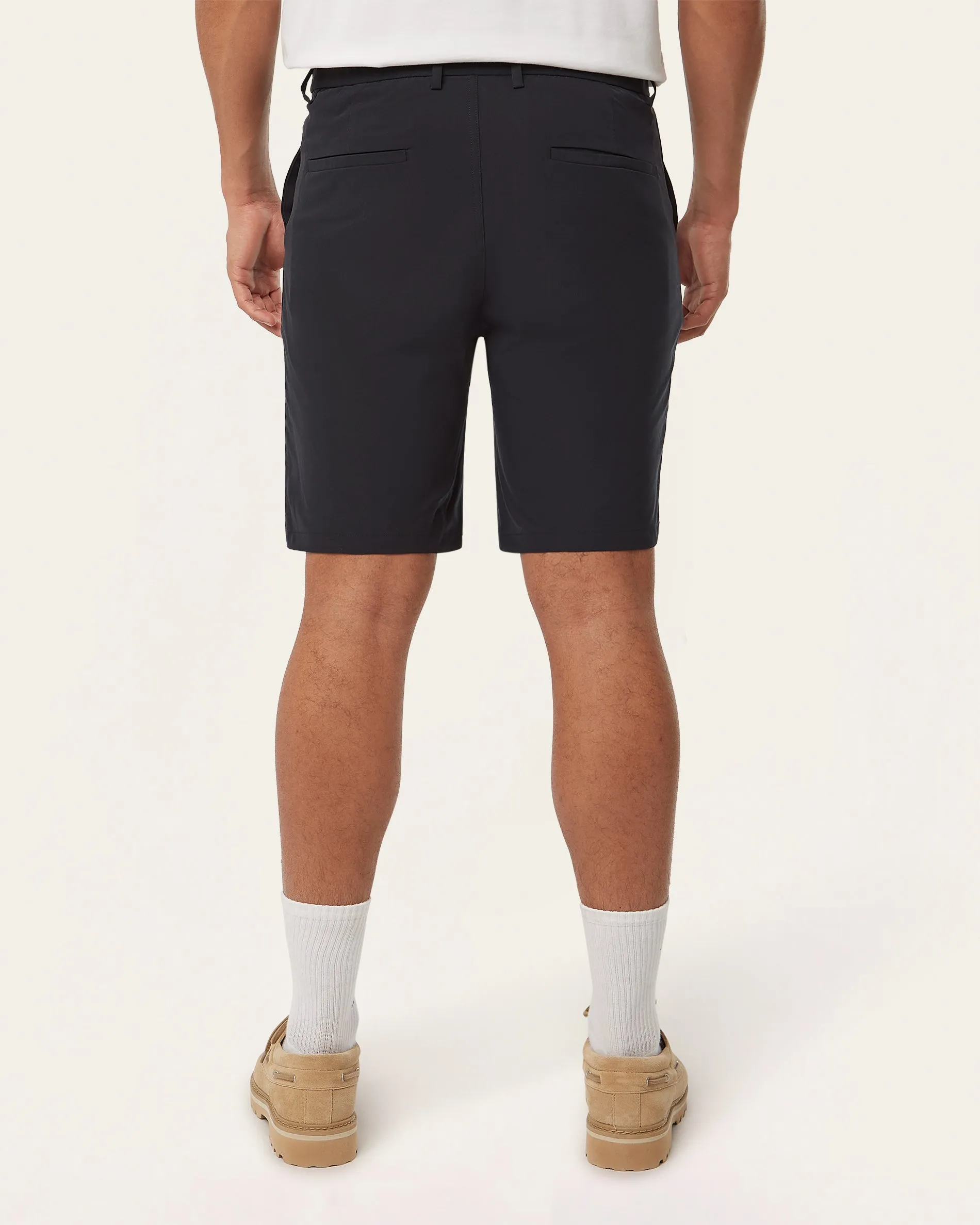 Light-weight shorts black
