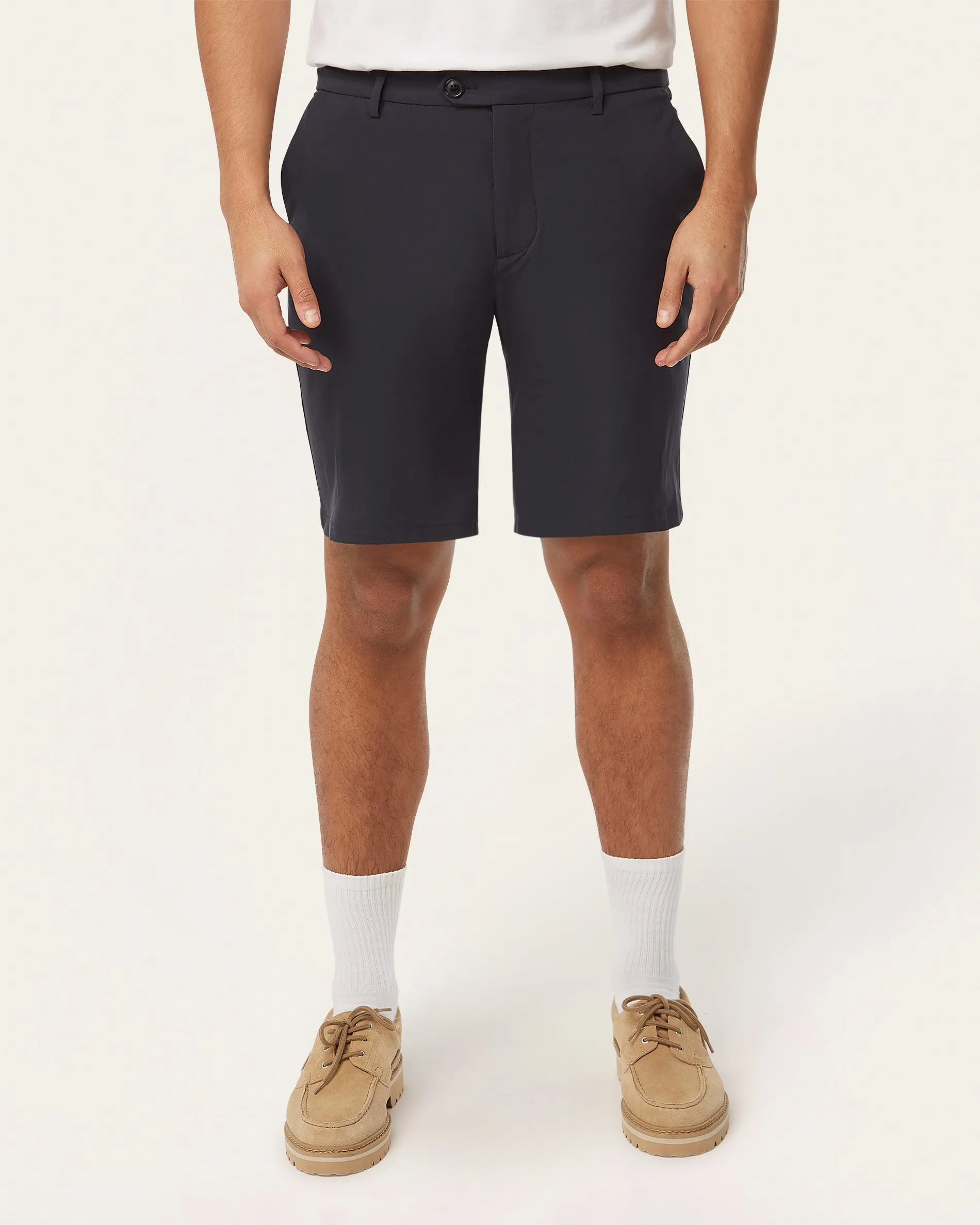 Light-weight shorts black