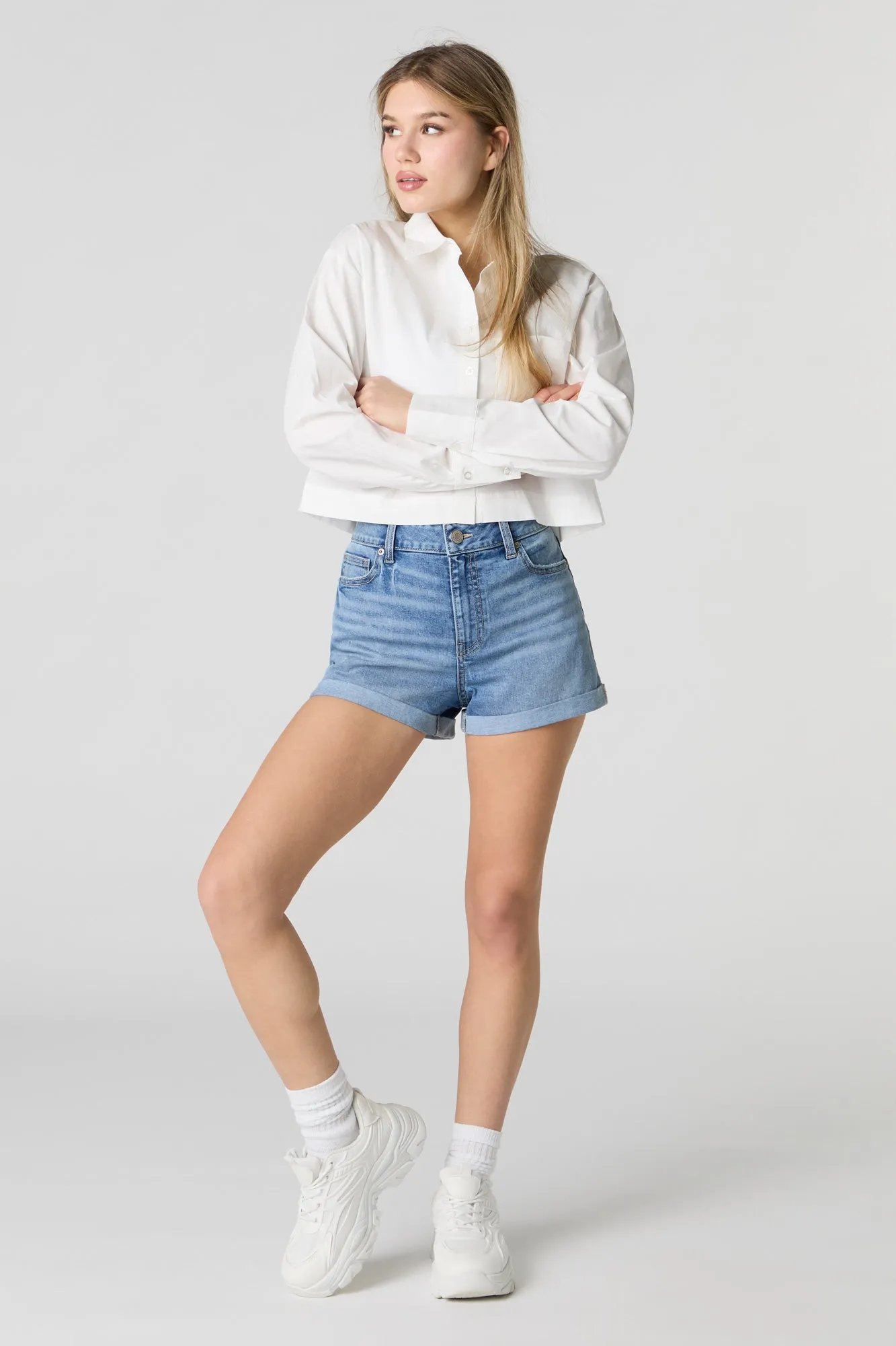 Medium Wash Rolled Hem Stretch Denim Short