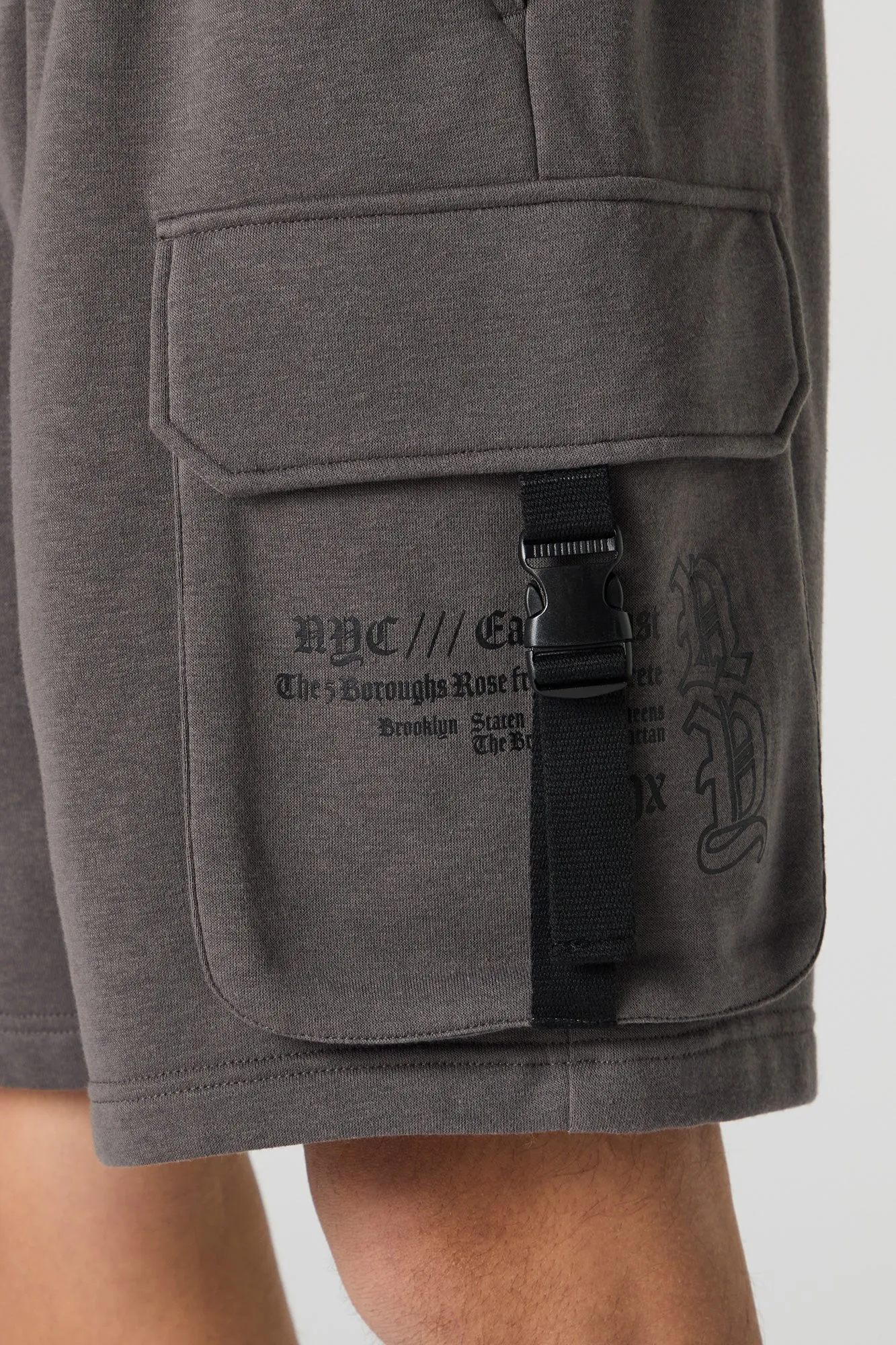 NY Graphic Fleece Cargo Short