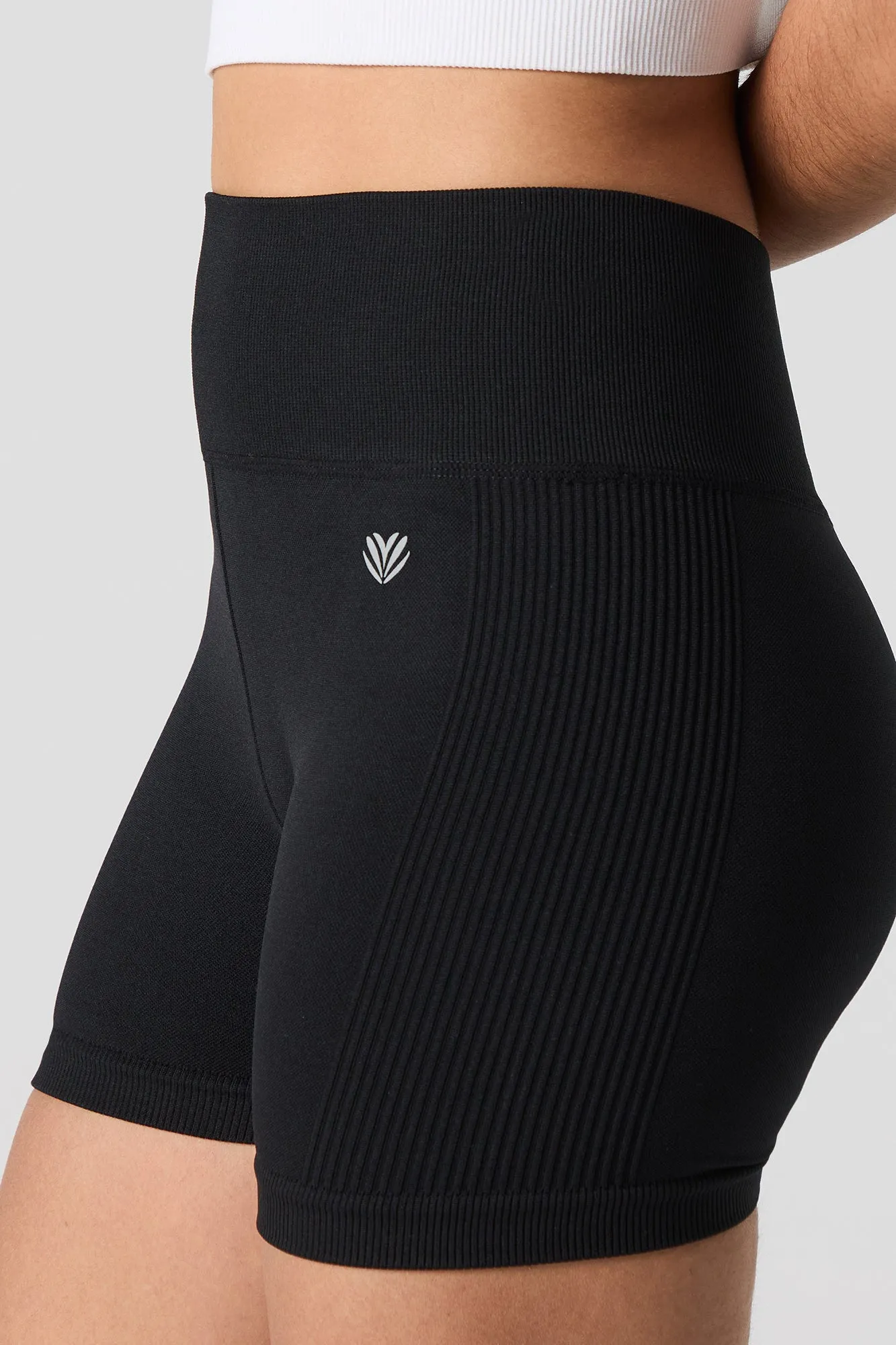 Seamless Ruched Back Biker Short