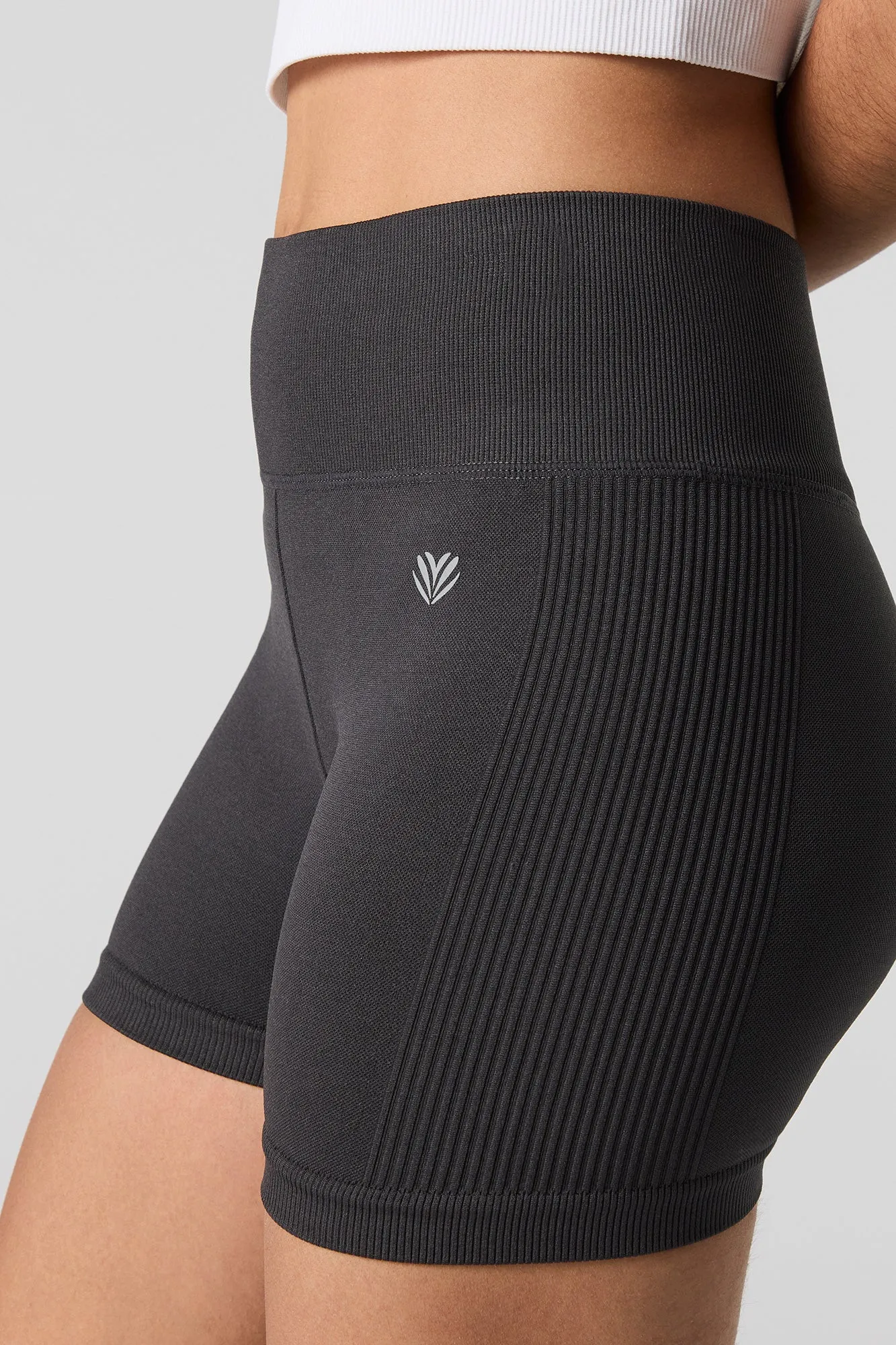 Seamless Ruched Back Biker Short