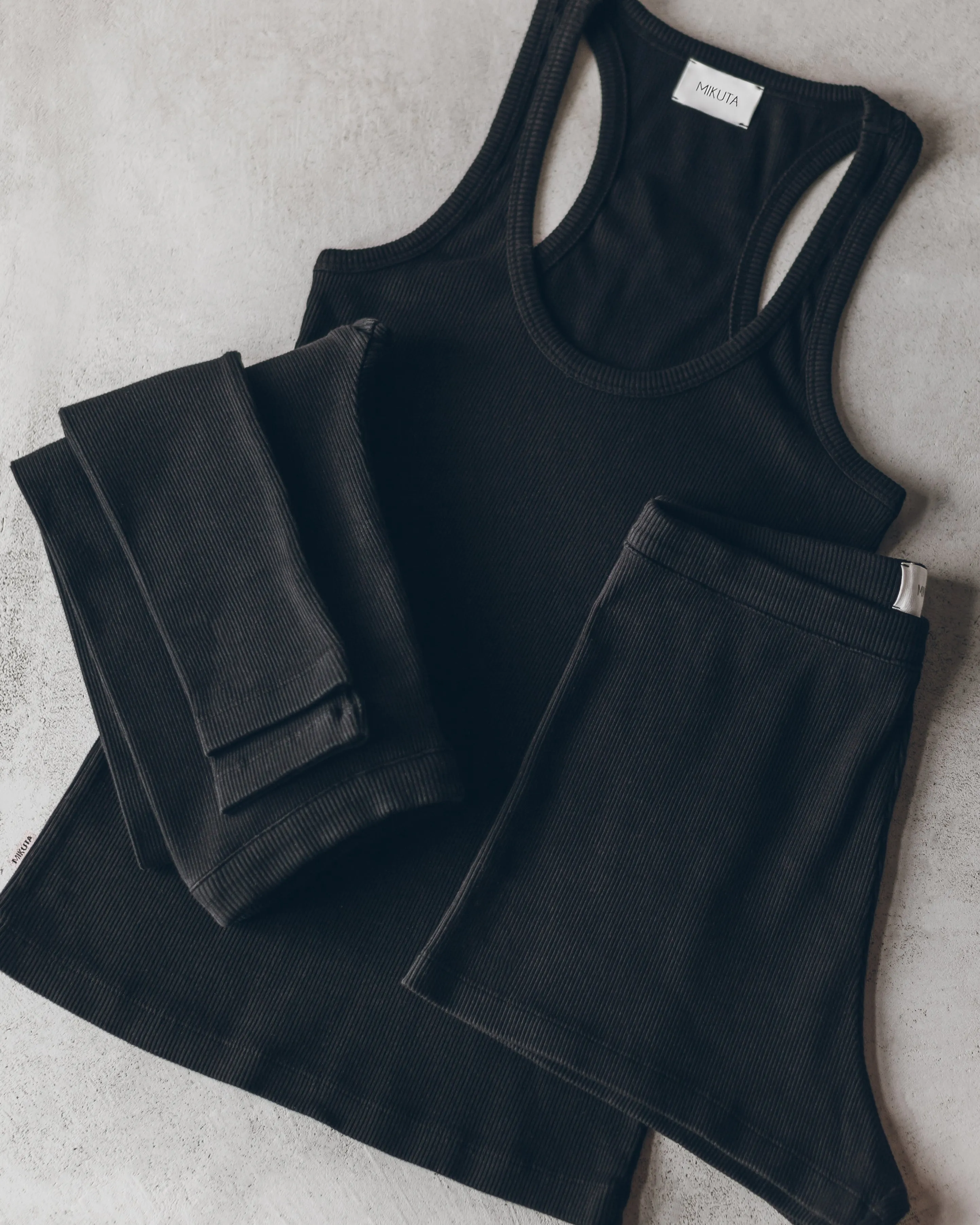 The Black Ribbed Shorts